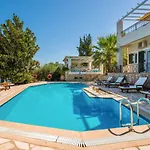 Villa Siorra Elena *