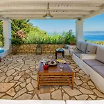 Siorra Elena Villa Ieromonachos