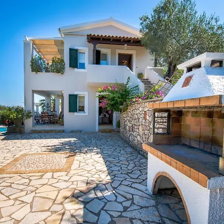 Siorra Elena Villa Ieromonachos